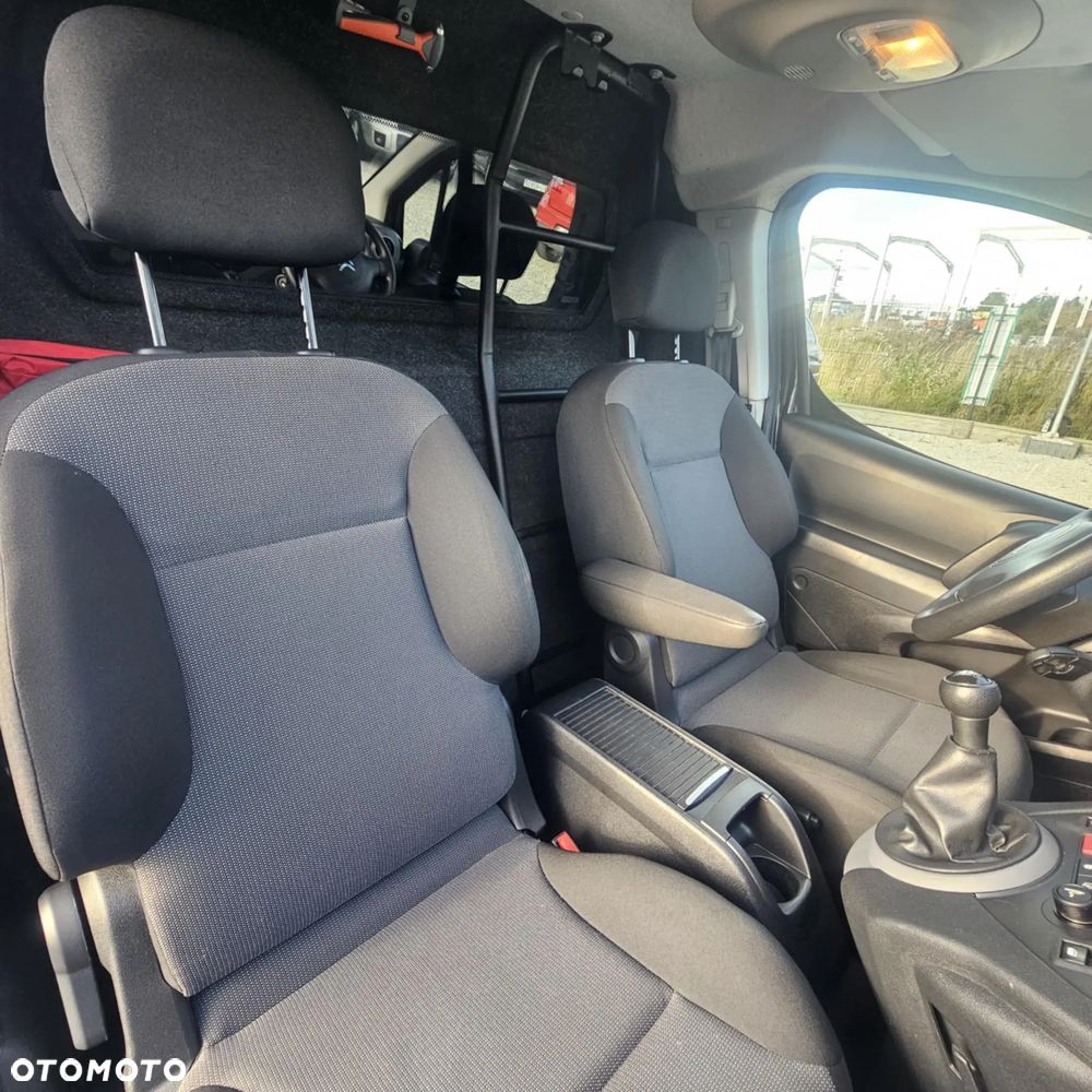 Citroën BERLINGO - 19