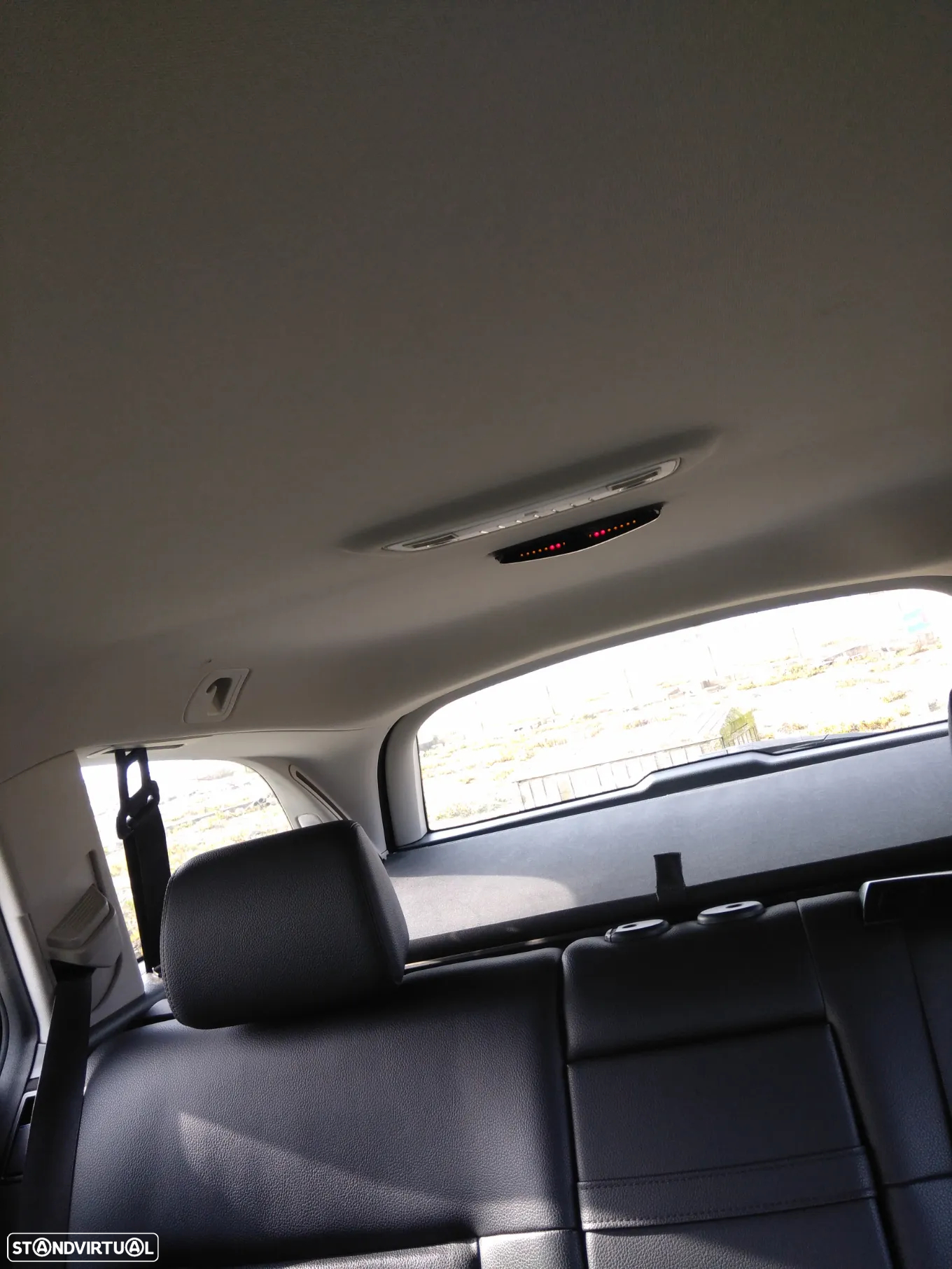 Mercedes-Benz E 250 CDi Avantgarde BlueEfficiency Auto. - 9