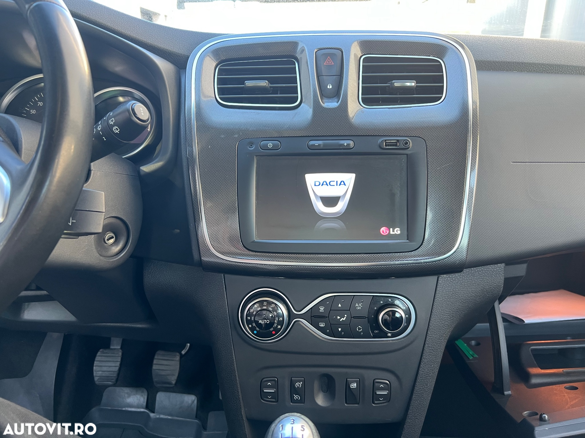 Dacia Logan Stepway MCV 1.5 Blue dCi - 19