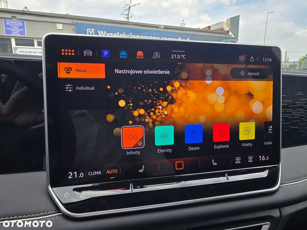 Volkswagen Tiguan 1.5 eTSI Elegance DSG - 18