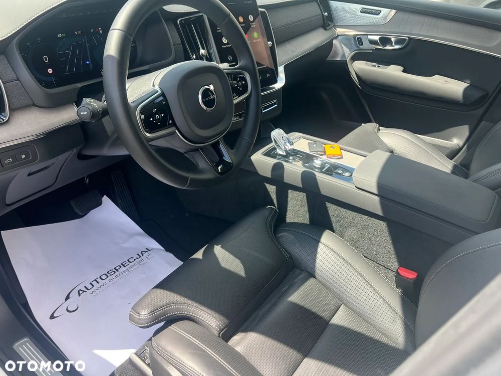 Volvo XC 90 T8 AWD Ultra Dark - 35