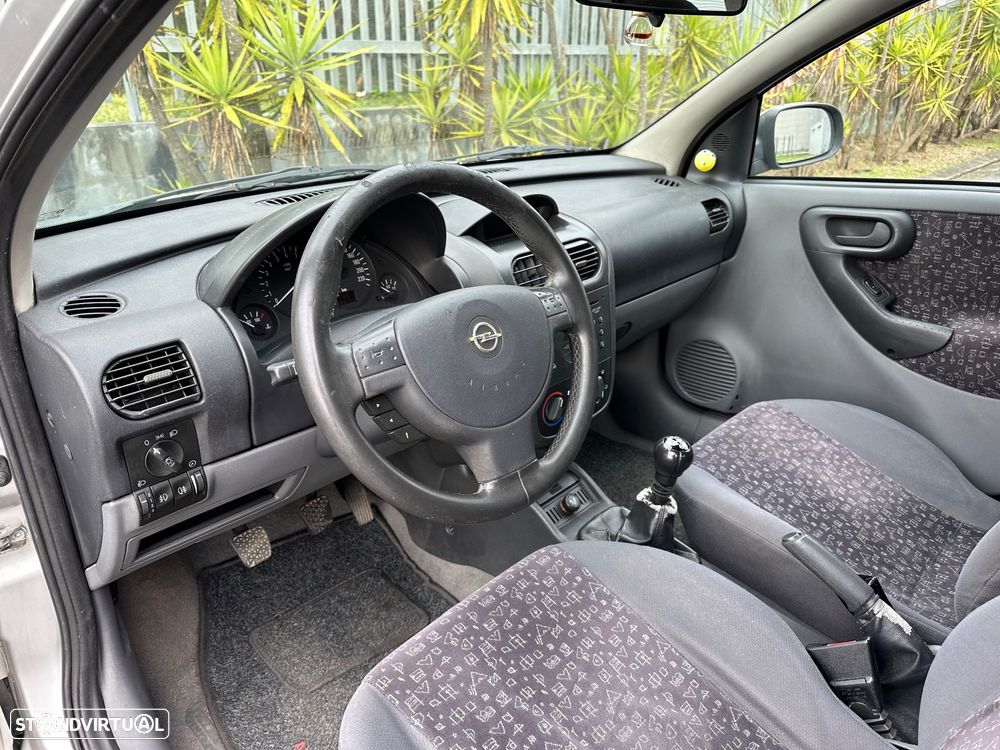 Opel Corsa 1.2 16V City - 8