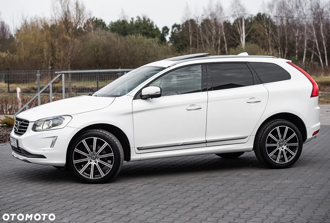 Volvo XC 60 D5 AWD Summum - 7