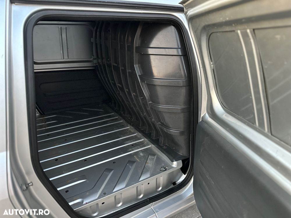 Dacia Logan Van - 13