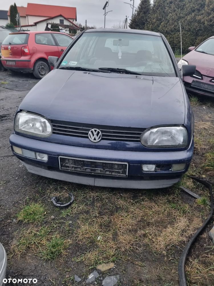 VW golf III mk3 hb 5d 1.8 AAM lakier LA5E grzane fotele Elektryczne lusterka klima na części - 1