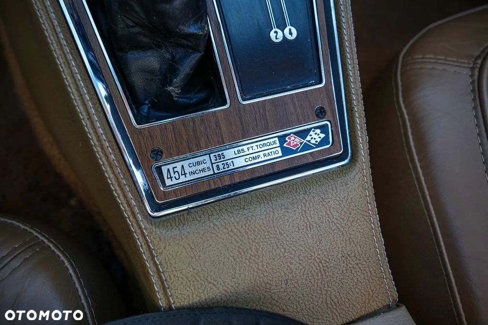 Chevrolet Corvette - 33