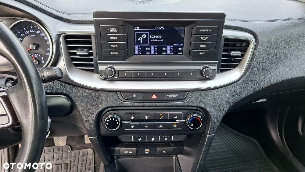 Kia Ceed 1.0 T-GDI S - 35