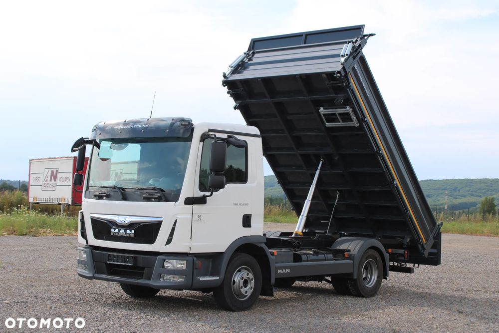 MAN TGL 12.220 12.250 Nowy 3-stronny WYWROT Kiper Wywrotka Manual Klima BLOKADA MOSTU Niski przebieg TGM Atego Midlum Eurocargo LF - 1