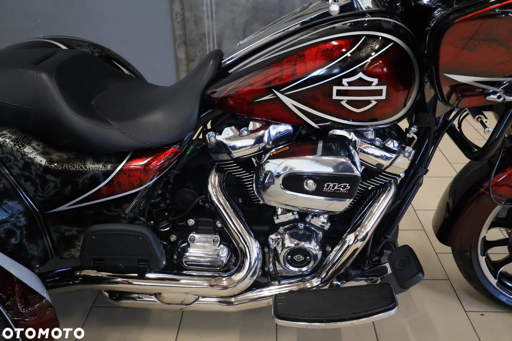 Harley-Davidson Touring Road Glide - 10
