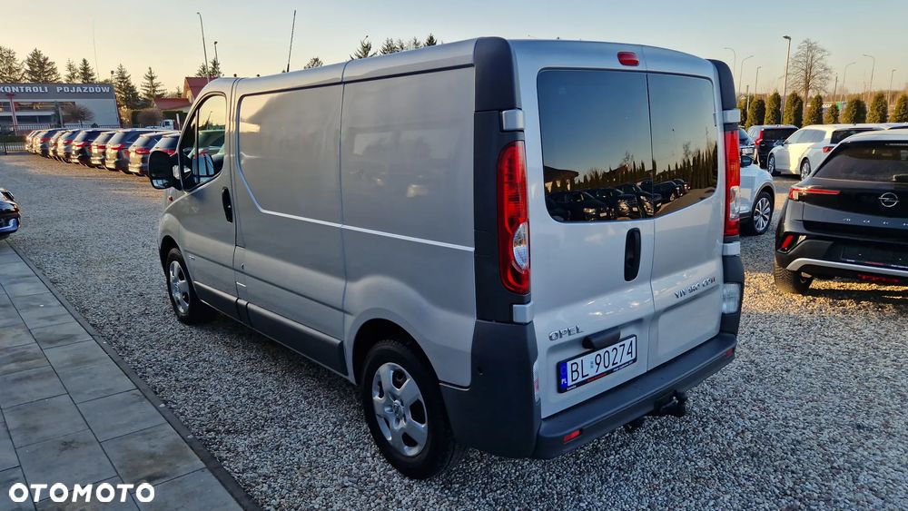 Opel Vivaro - 5