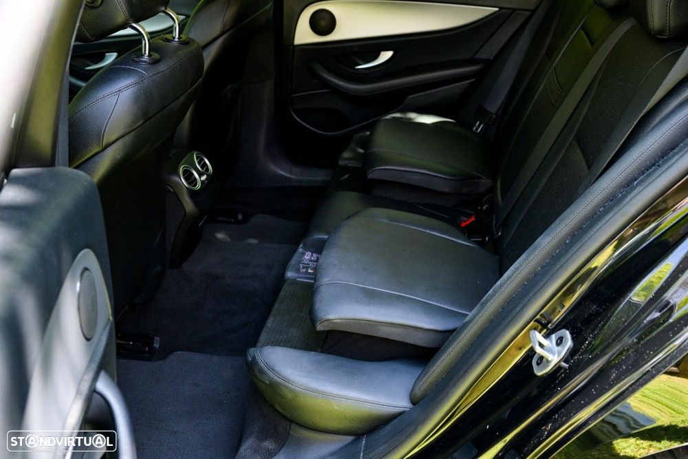 Mercedes-Benz E 220 d Avantgarde - 48