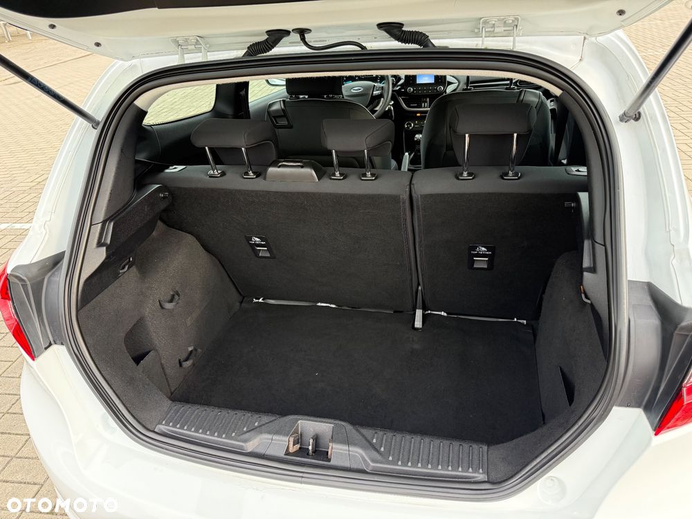 Ford Fiesta 1.1 S&S TREND - 10