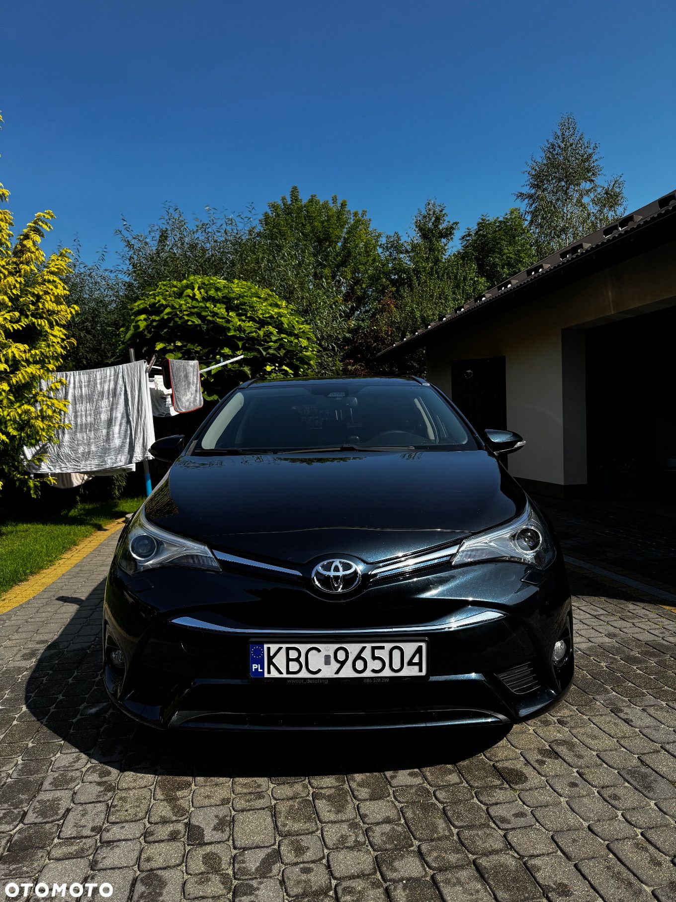 Toyota Avensis - 1
