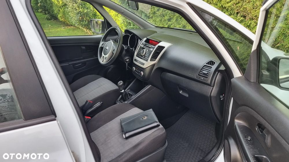 Kia Venga 1.4 CVVT Edition 7 - 12