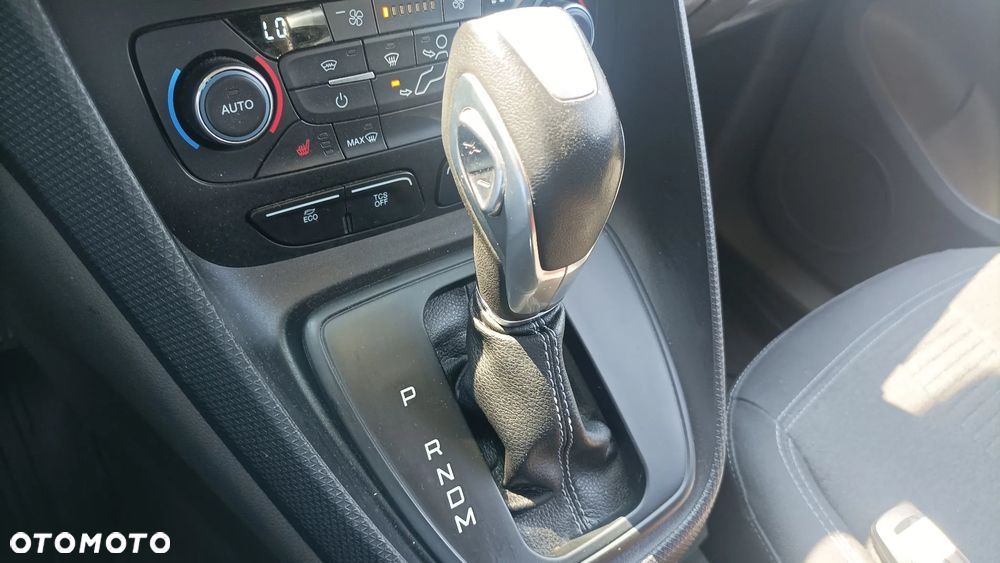 Ford Transit Connect - 19