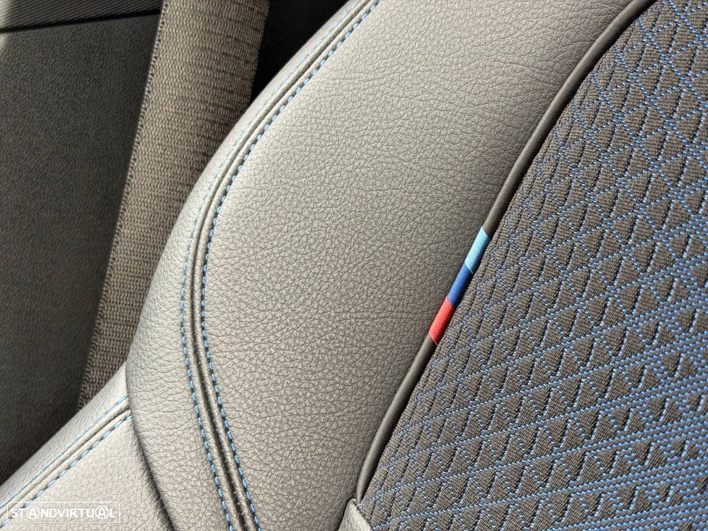 BMW 116 d Pack Desportivo M Auto - 19
