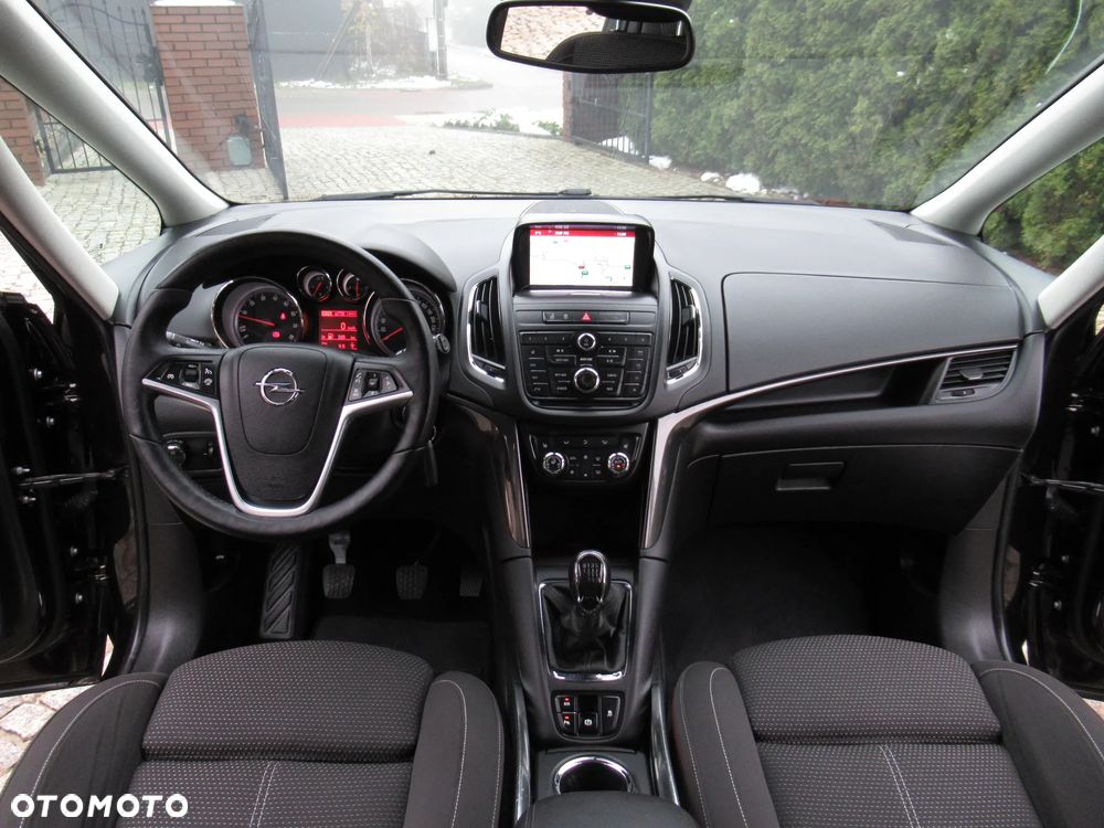 Opel Zafira Tourer 1.4 Turbo Business Innovation - 35