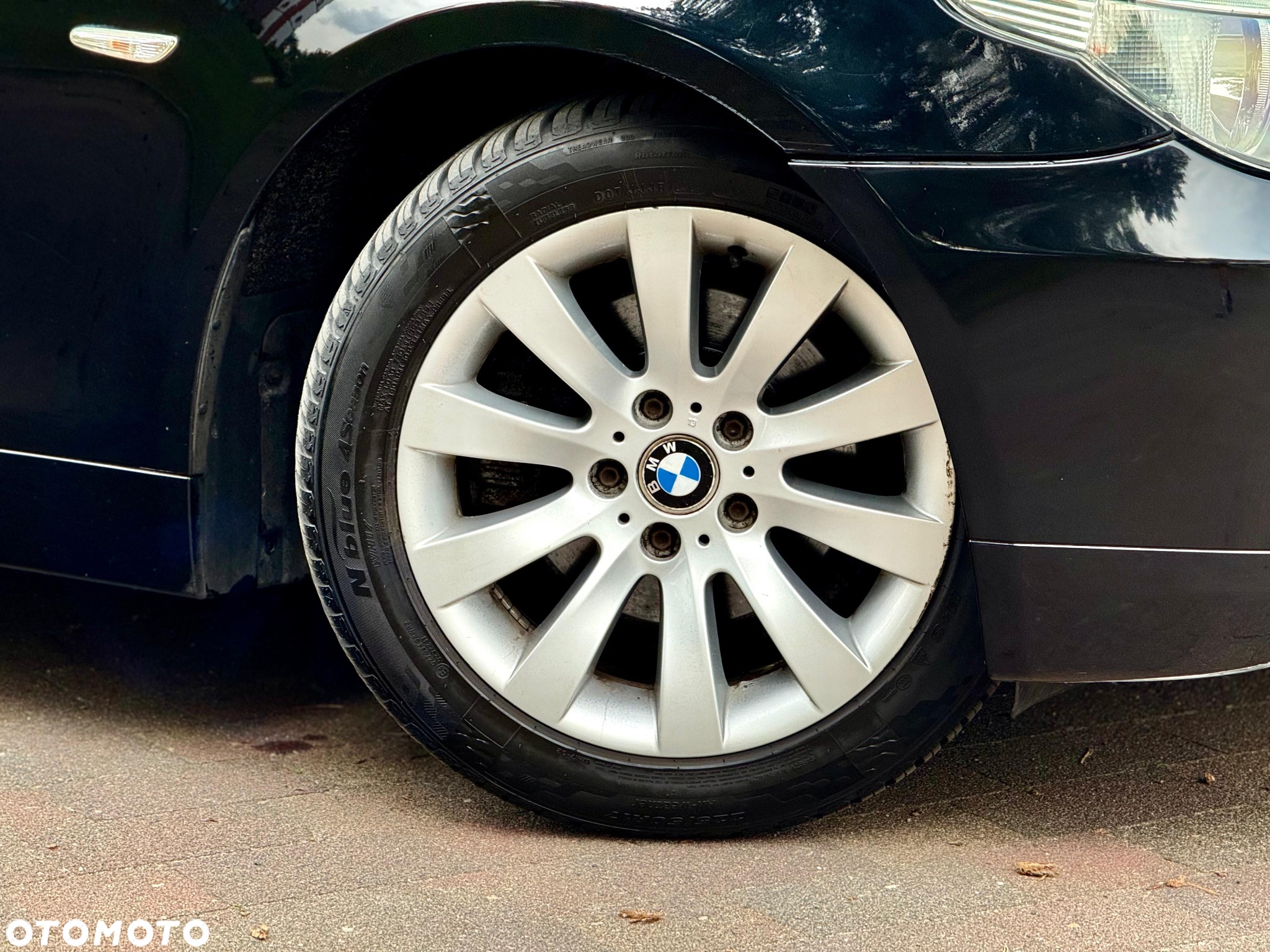 BMW Seria 5 520i - 16