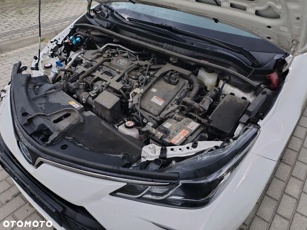 Toyota Corolla - 28
