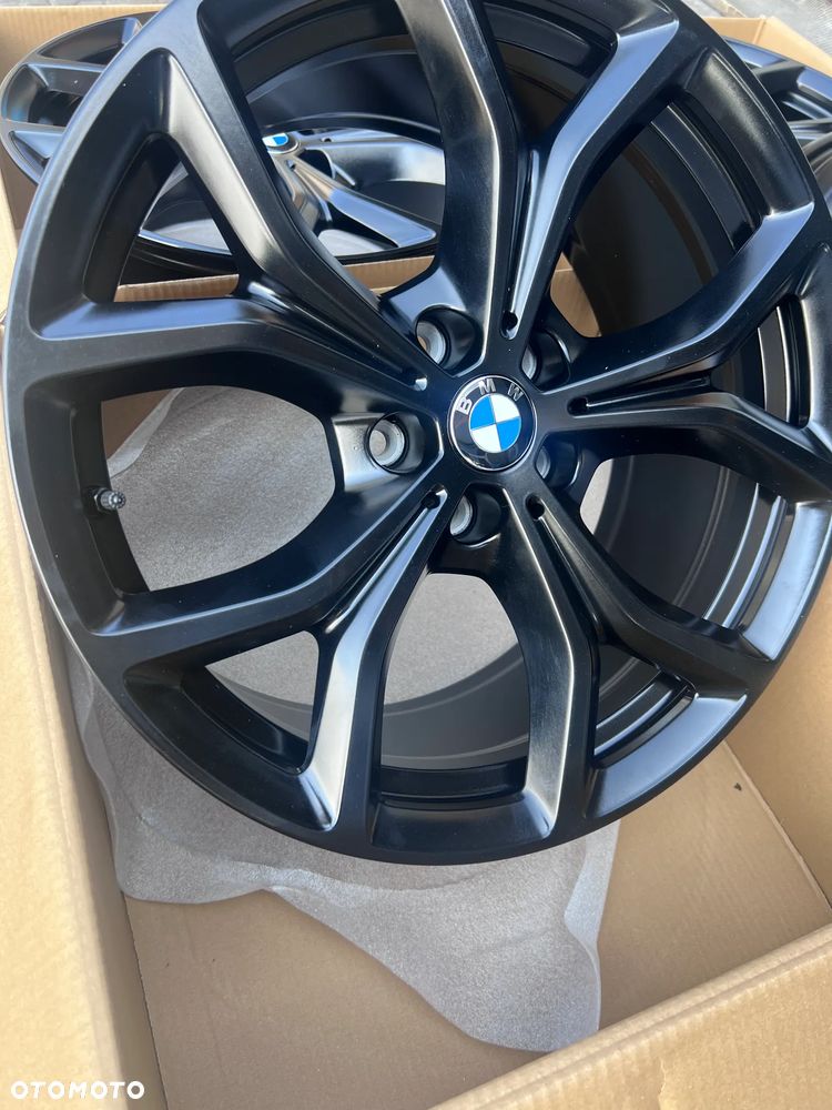 Oryginalne Felgi aluminiowe BMW G05 X5 19'' - 13
