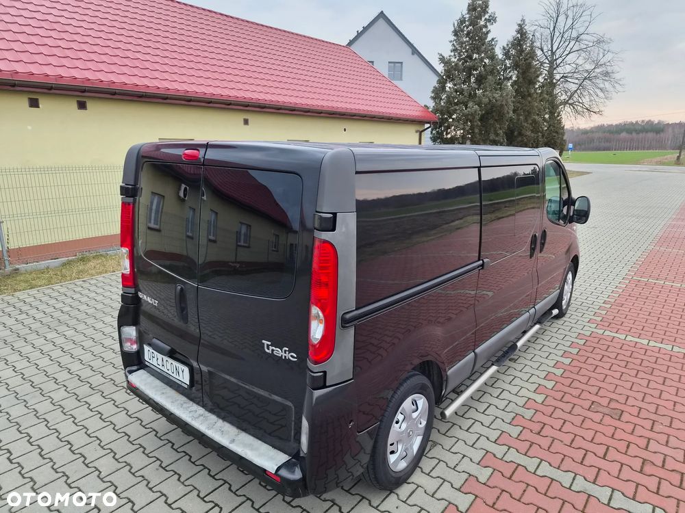 Renault Trafic - 16