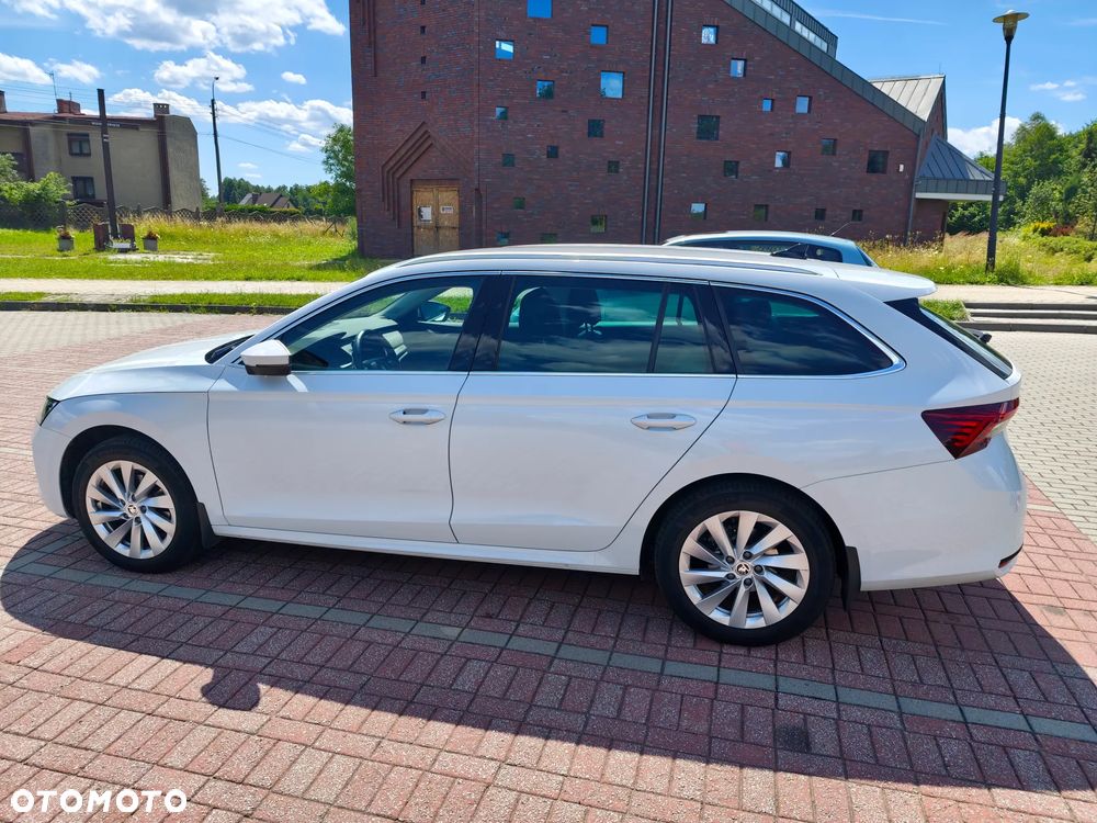 Skoda Octavia 1.5 TSI mHEV Selection DSG - 6
