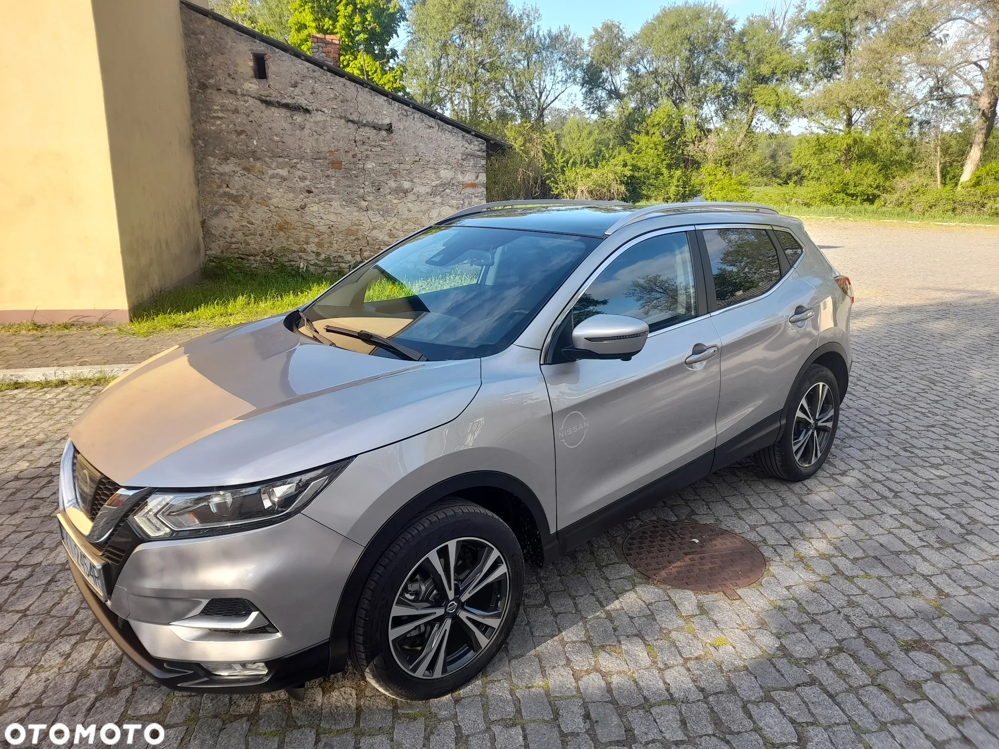Nissan Qashqai - 2