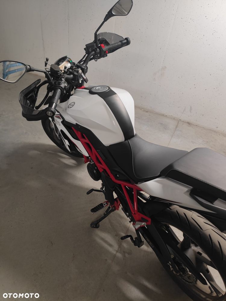 Benelli BN 125 - 7