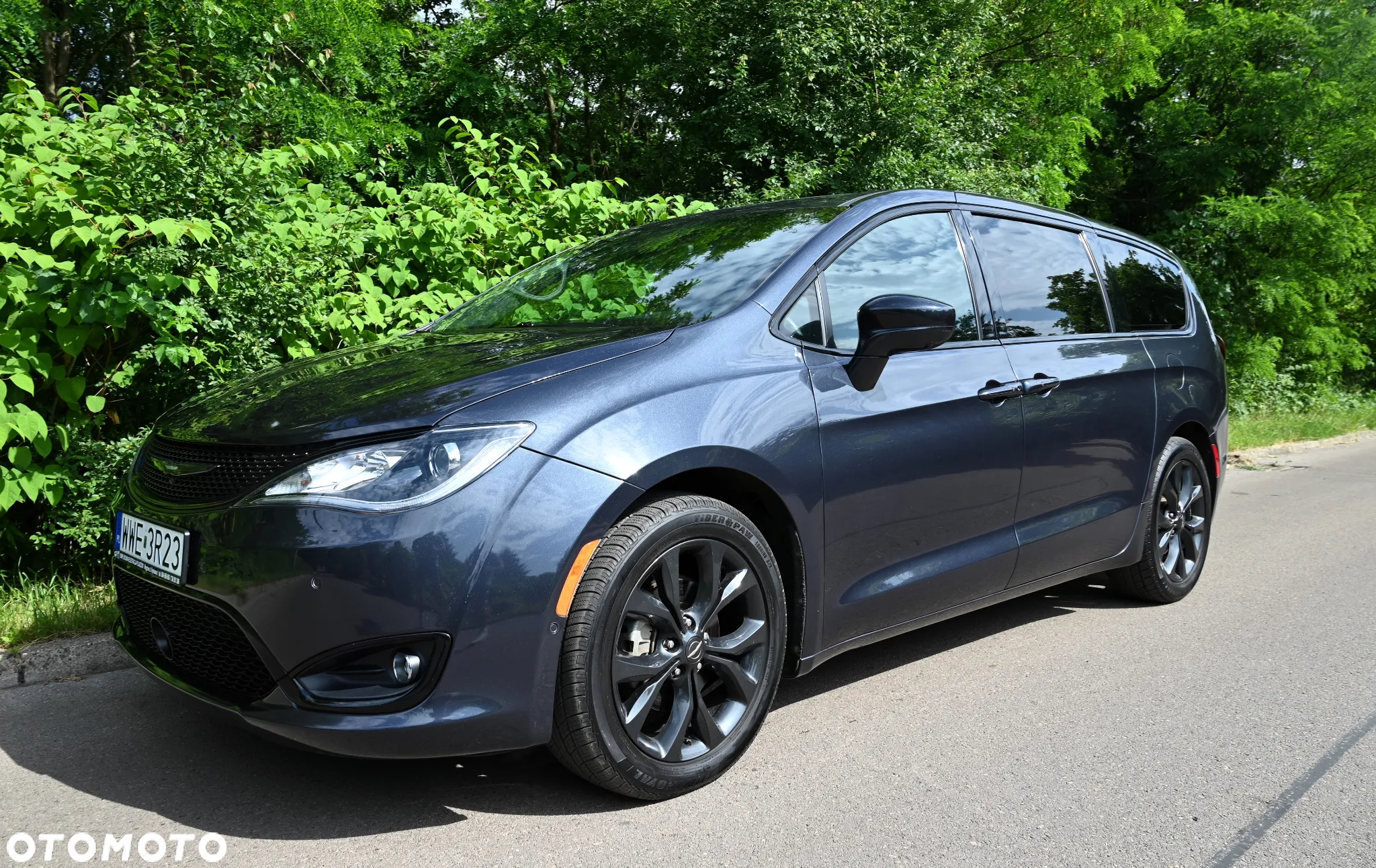 Chrysler Pacifica - 9