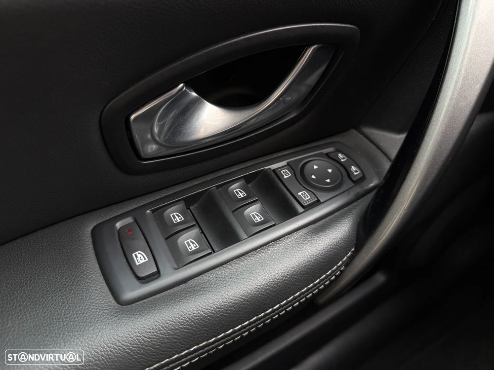 Renault Laguna 1.5 dCi Dynamique S - 9