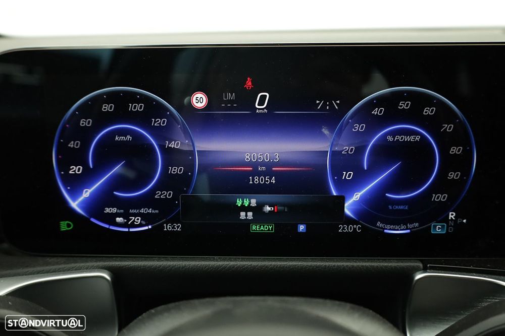 Mercedes-Benz EQB 250+ AMG Line - 16