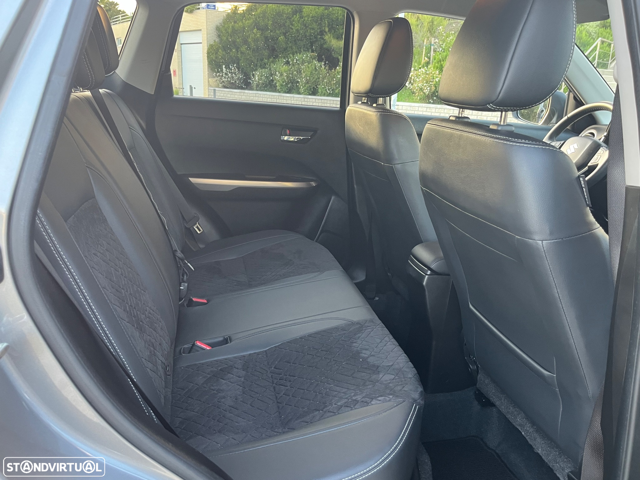 Suzuki Vitara 1.5L AGS GLX Strong Hybrid - 27