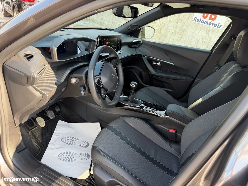 Peugeot 2008 PureTech 100 Allure - 8