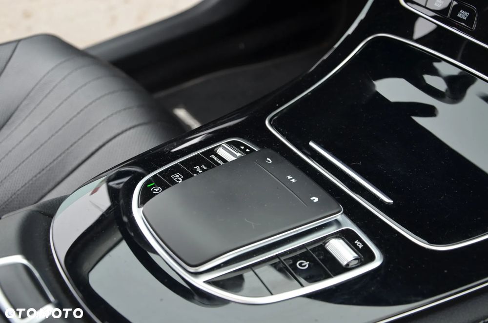 Mercedes-Benz CLS 220 d 9G-TRONIC AMG Line - 23