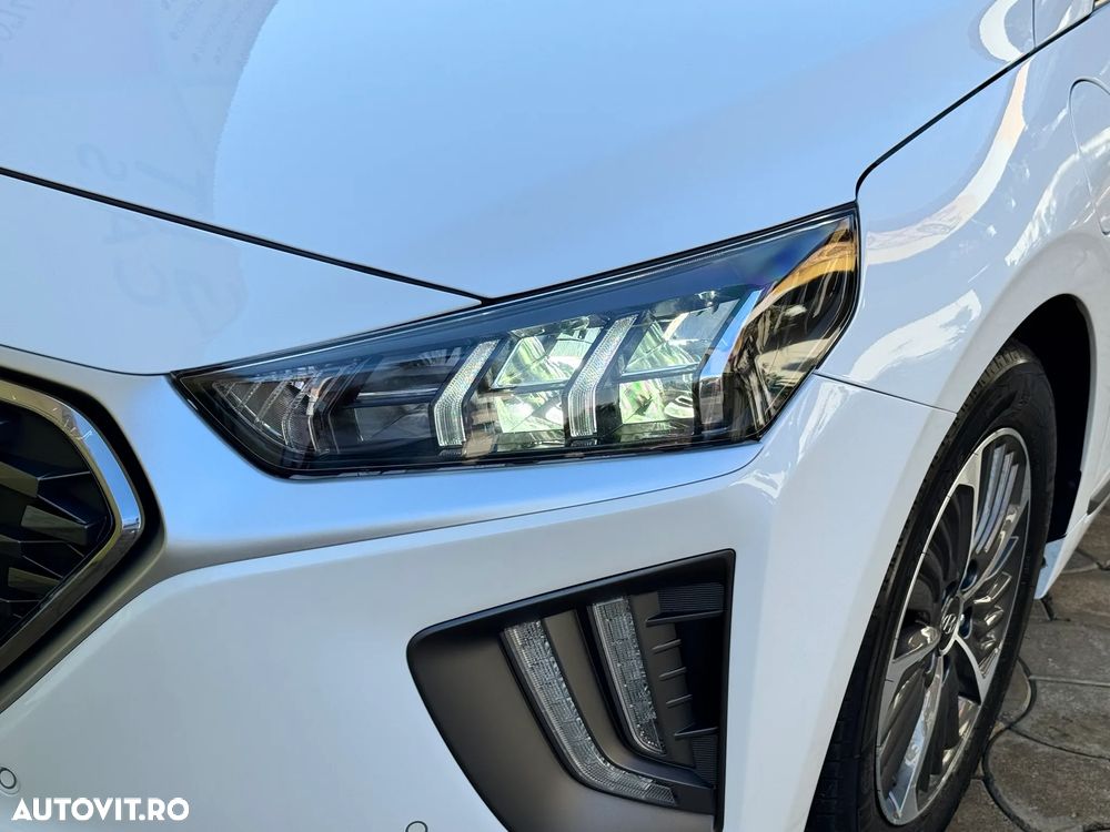 Hyundai IONIQ Plug-in-Hybrid 1.6 GDI Premium - 16