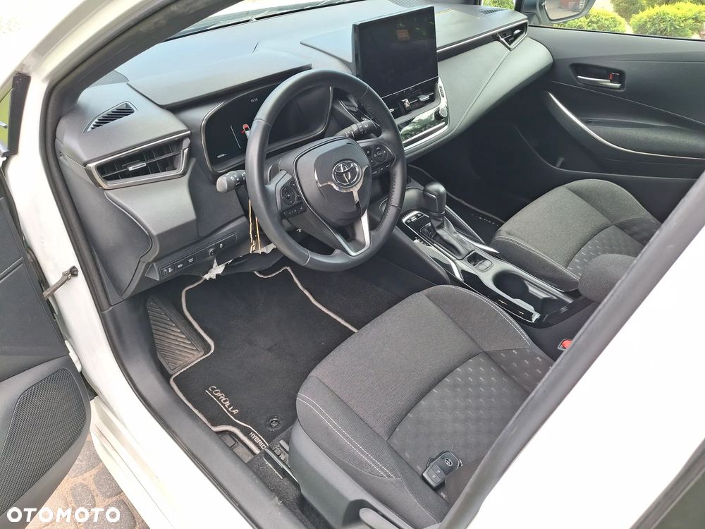 Toyota Camry 2.5 Hybrid Comfort CVT - 16
