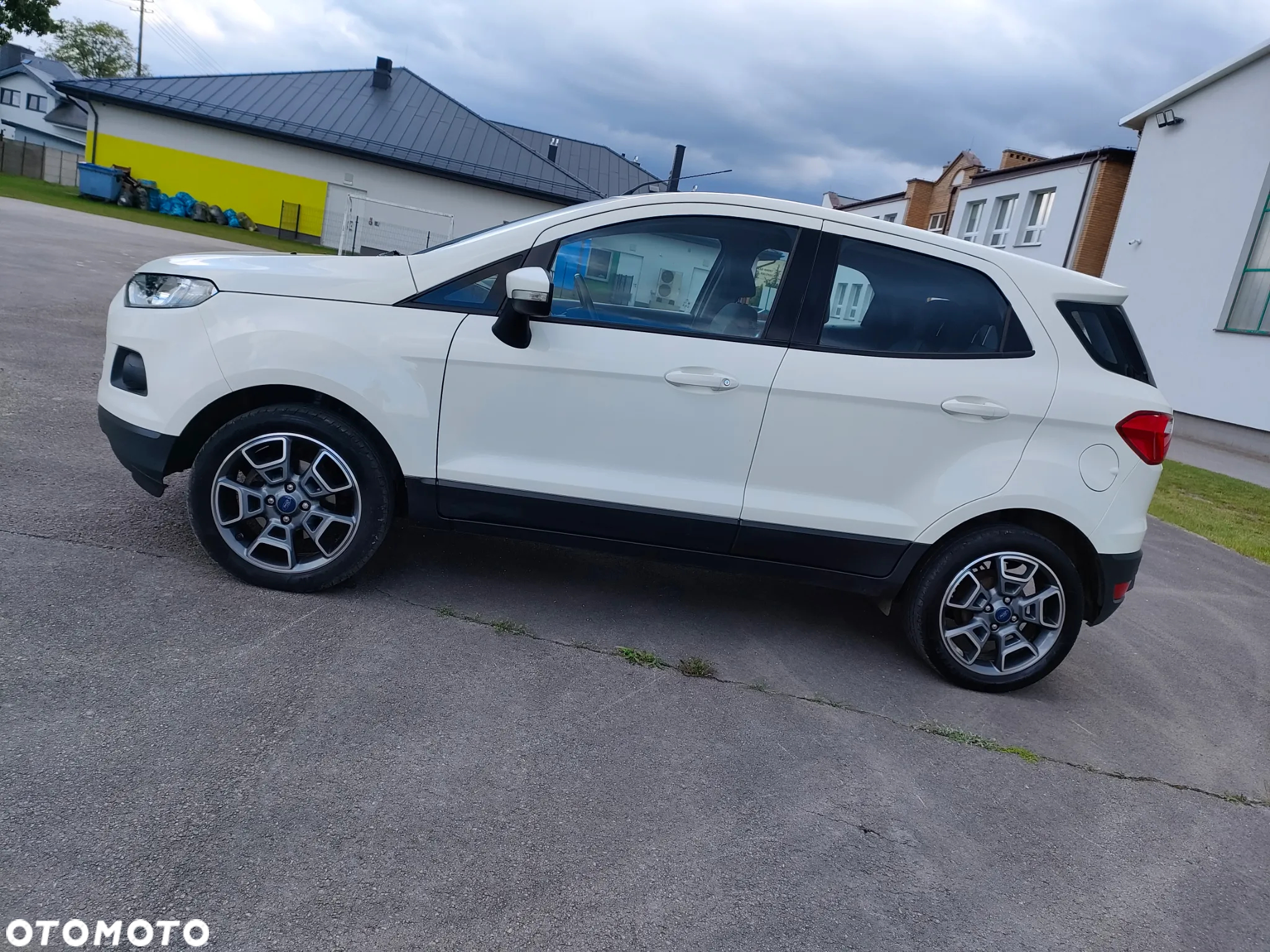 Ford EcoSport - 10