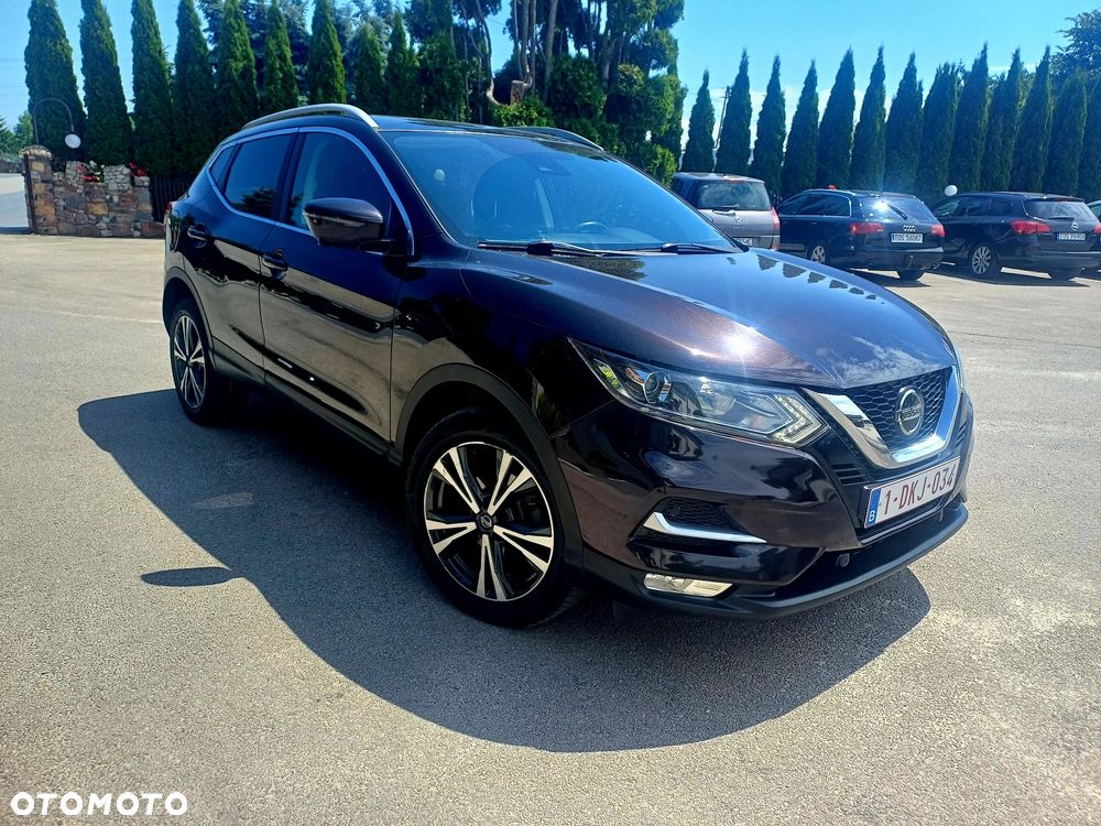 Nissan Qashqai 1.7 dCi 4x4 Tekna - 2