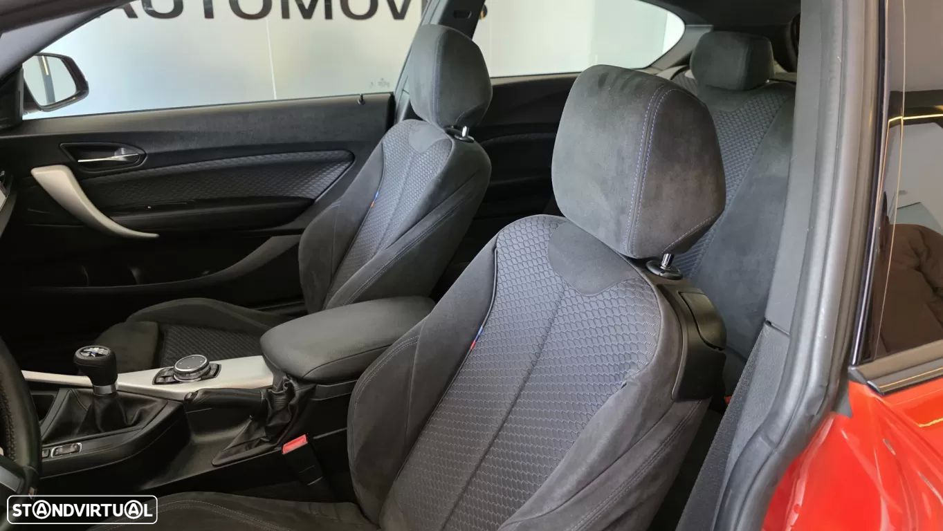 BMW 118 d Pack M - 35