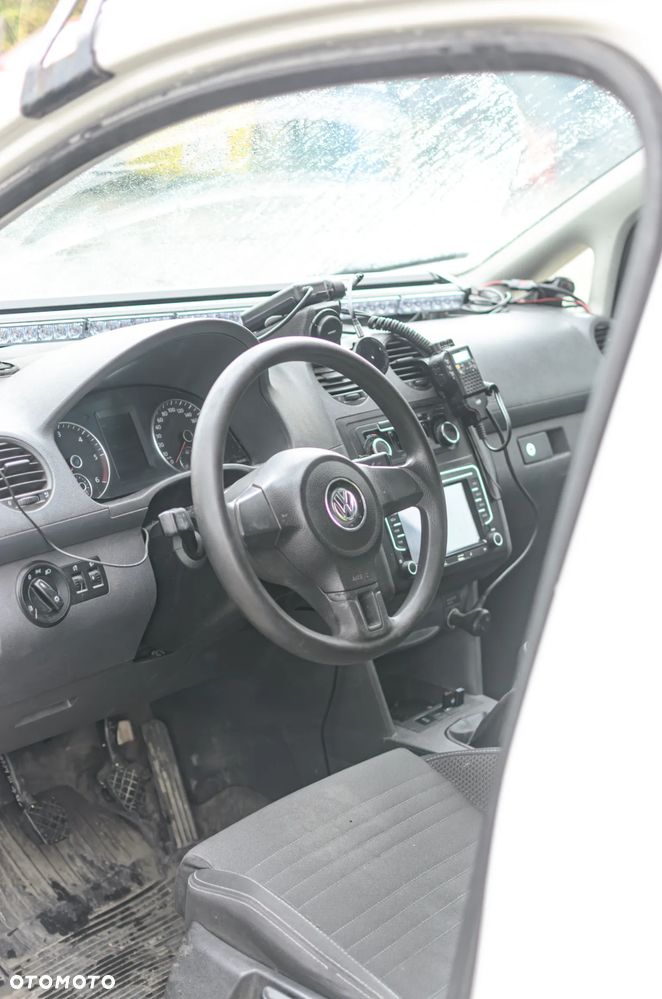 Volkswagen Caddy - 23