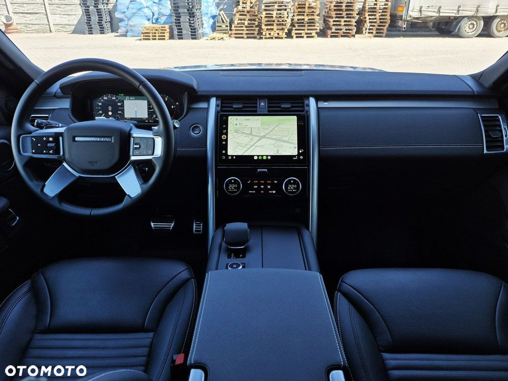 Land Rover Discovery 3.0 D250 mHEV Dynamic SE - 32