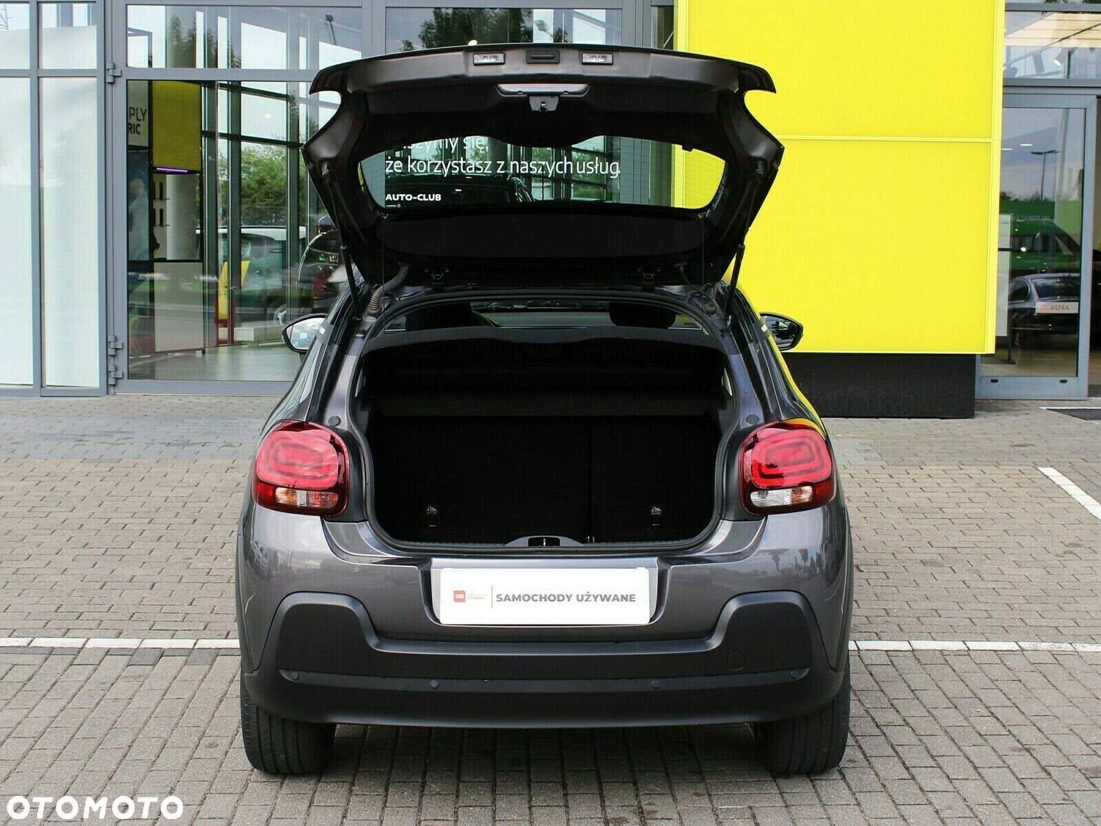 Citroën C3 1.2 PureTech Shine - 8