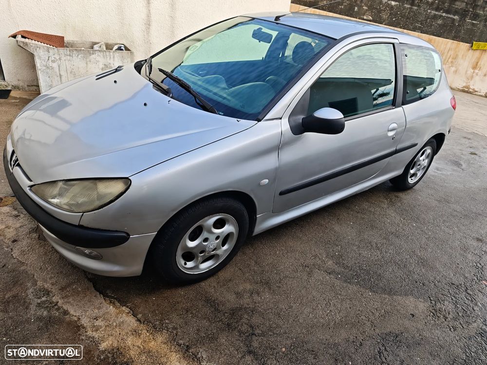 Peugeot 206 1.4 HDi XR - 1