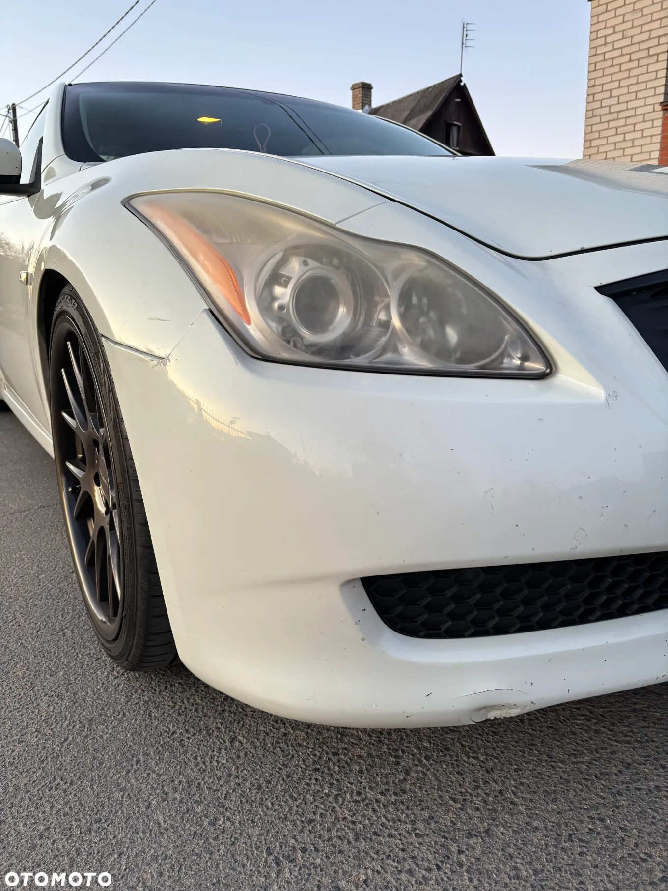 Infiniti G G37 - 17
