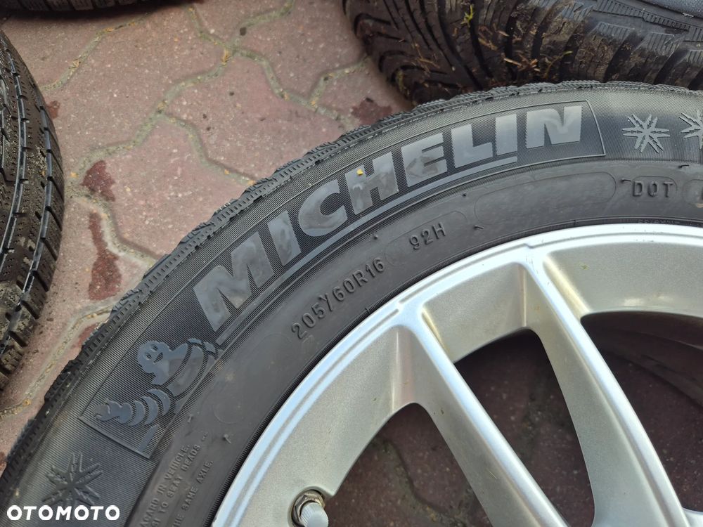 KOŁA FELGI OPONY ZIMOWE 205/60/16   MERCEDES B KLASA W247 W177  Michelin 2025  5x112  et44 - 18