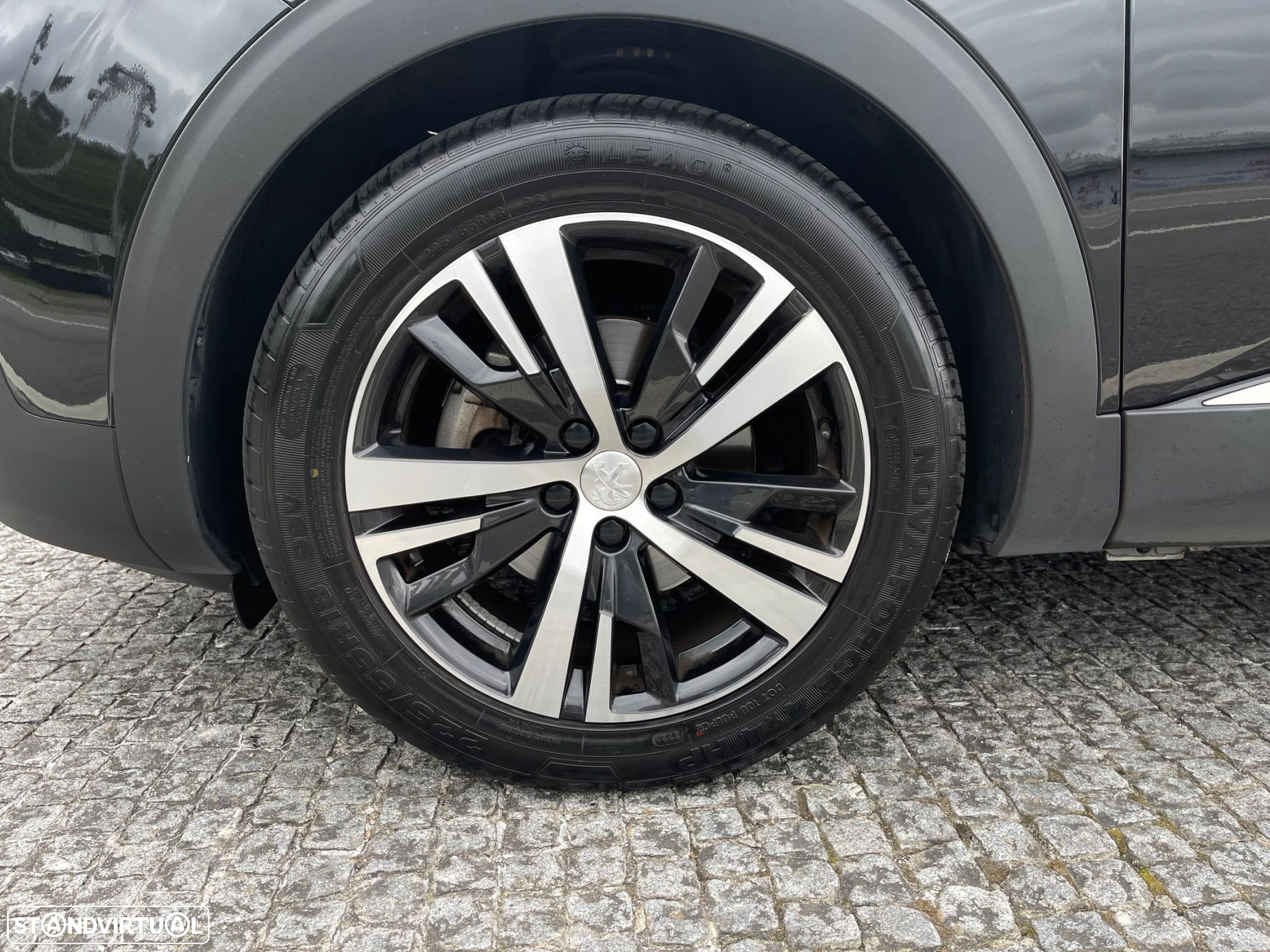 Peugeot 3008 1.5 BlueHDi Allure EAT8 - 13
