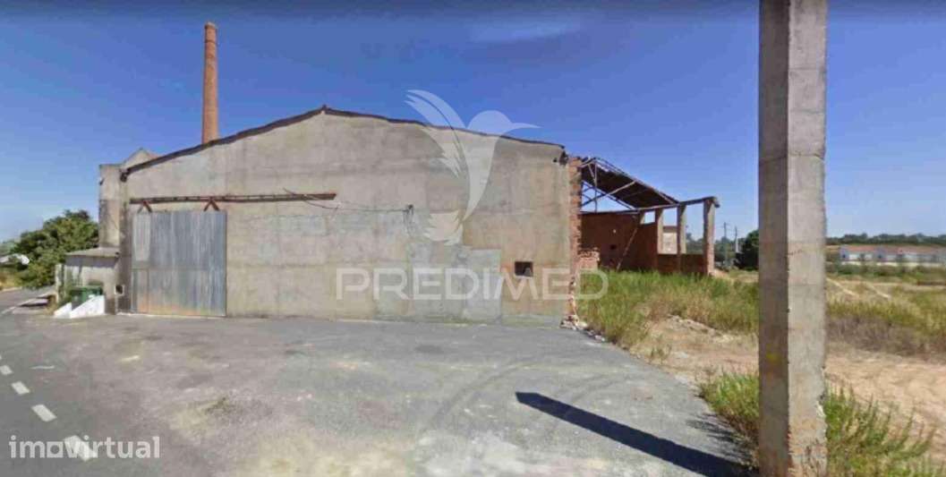 Unidade Industrial para reconstruir na Póvoa da Isenta, Santarém - Grande imagem: 2/8