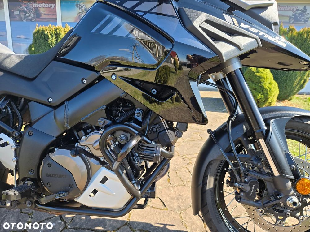 Suzuki V-STROM - 23