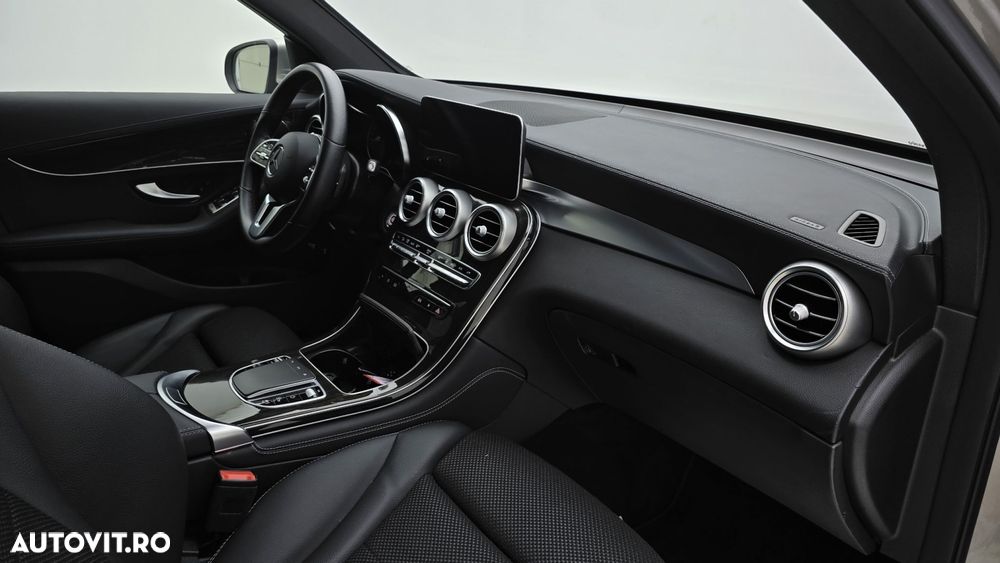 Mercedes-Benz GLC - 19