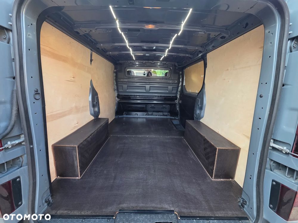 Renault Trafic - 24